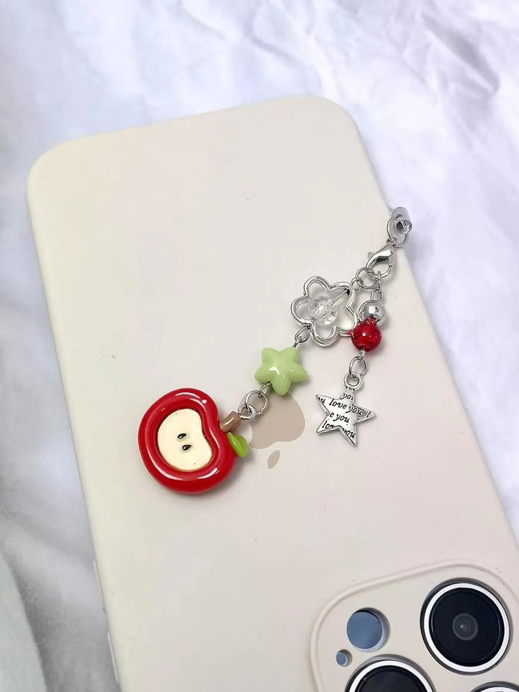 2PCS Cute Cellphone Charms Aesthetic Y2K Pink Guitar Strawberry Star Phone Straps Key Chains for Keys Bags Camera Phone Accessories Phone Decor Phone Ornament