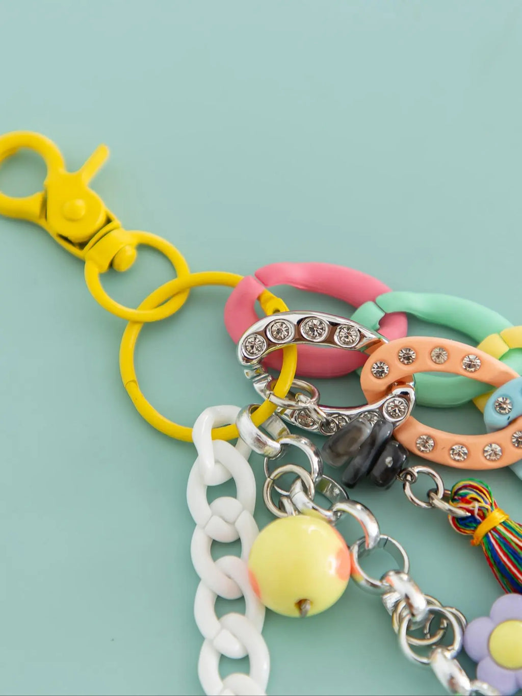 Cute Flower & Heart & Tassel & Chain Design Keychain, Floral Pattern Keychain, Keychain Wristlet Strap, Fashionable Phone Lanyard, Anti-Lost Phone Strap for Women & Girls, Mobile Phone Decoration Accessories, Cute Keychain Accessory