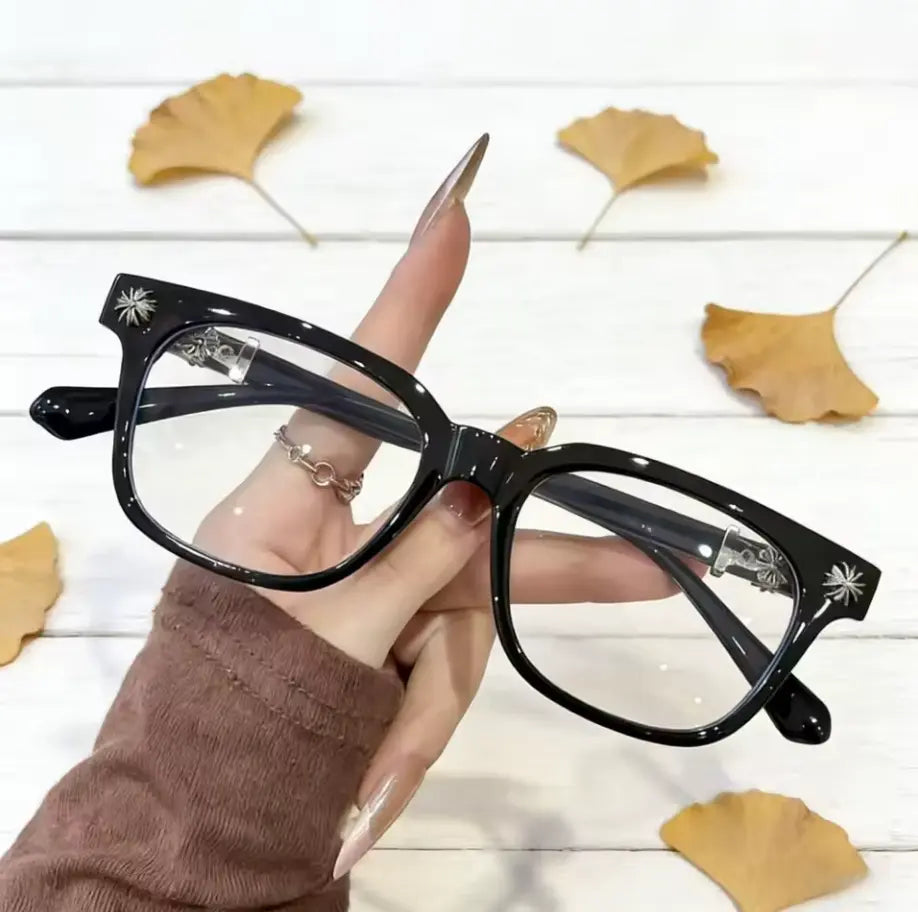 Retro Chic Unisex Blue Light Blocking Glasses Trendy European and American Style
