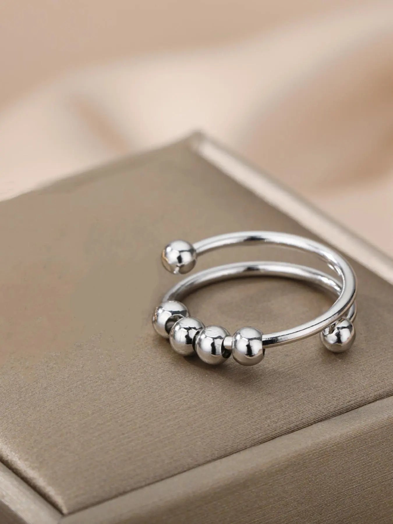 Vintage Fashion Double Spiral Anxiety Ring, round Beaded Design Cuff Promise Ring as Gift, Unisex New Trendy Ring Jewelry