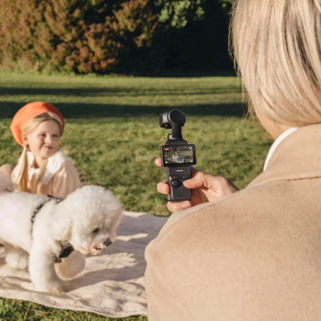DJI Osmo Pocket 3, Vlogging Cameras with 1'' CMOS & 4K/120Fps Vlog Camera, 3-Axis Stabilization, Fast Focusing, Face/Object Tracking, Digital Vlogging Camera for Youtube